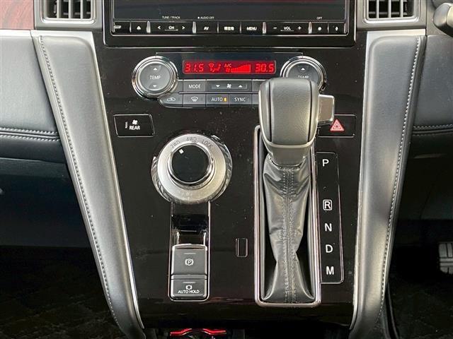 ���[�Ԏ��A�����L�^��t���܂����_�����ځA�������i�ȂǋL�^��ɂ��X�^�b�t��育�����v���܂���