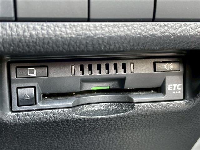 ＲＡＶ４ アドベンチャー　オフロードパッケージ　パノラミックビューモニター　ＬＥＤヘッドライト　オートライト　ルーフレール　エクストリームＪ　アルミホイール　ドライブレコーダー　ＥＴＣ　衝突被害軽減ブレーキ　レーダークルーズコントロール（32枚目）