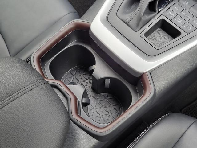 G 4WD リフトUP USルックルーフラック PHVグリル レクセルデスロック16AW TOYOオープンカントリー マッチペイント TOYOTAセーフティセンス フルセグナビ パワーゲート(13枚目)