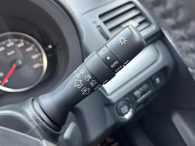 ＸＶ ２．０ｉ－Ｌ　アイサイト　４ＷＤ　エクストリームＪ新品アルミ　新品ＴＯＹＯタイヤ　ＴＥＲＺＯルーフラック　ＴＨＵＬＥベースキャリア　ナビ　Ｂカメラ　ＥＴＣ　レーダークルコン　衝突被害軽減　フルセグＴＶ　Ｂｌｕｅｔｏｏｔｈ（29枚目）
