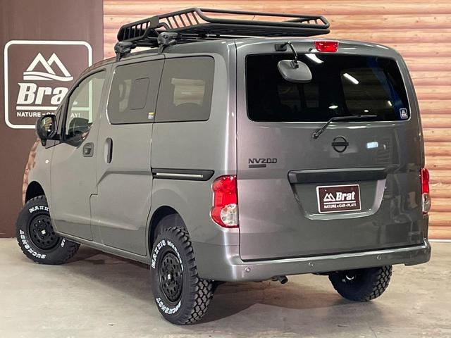 ＮＶ２００バネットバン ＧＸ　４ＷＤ　Ｂｒａｔ新車コンプリートカスタム　ＢｒａｔオリジナルリフトＵＰコイル　エクストリームＪ１４ＡＷ　バックショットＭ／Ｔ　Ｖモーショングリル　コンビステア　ルーフラック　ブルバー　インテリキー（32枚目）
