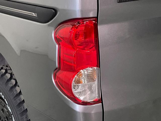 ＮＶ２００バネットバン ＧＸ　４ＷＤ　Ｂｒａｔ新車コンプリートカスタム　ＢｒａｔオリジナルリフトＵＰコイル　エクストリームＪ１４ＡＷ　バックショットＭ／Ｔ　Ｖモーショングリル　コンビステア　ルーフラック　ブルバー　インテリキー（35枚目）