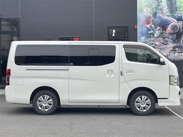 ＮＶ３５０キャラバンバン 　ワンオーナー　切替４ＷＤ　片パワースライドドア　ナビ連動アラウンドビューモニター　社外９インチフローティングナビ　前方ドライブレコーダー　衝突軽減ブレーキ　リアクーラー＆ヒーター　純正フロアマット（26枚目）