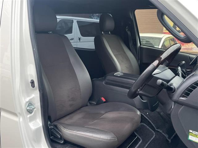 ハイエースバン スーパーＧＬ　５０ＴＨ　アニバーサリーリミテッド　ＡＬＰＩＮＥナビ　ＡＬＰＩＮＥツイーター　２ＷＡＹスピーカー　ＥＴＣ２．０　ドラレコ前後　ＧＰＳレーダー探知機　バックカメラ　ベットキット　ＶＩＰＥＲセキュリティ　ヒッチメンバー　ＨＤＭＩ入力端子（4枚目）