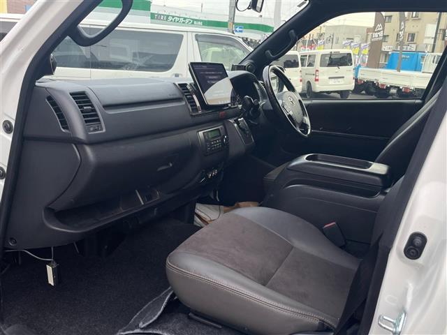 ハイエースバン スーパーＧＬ　５０ＴＨ　アニバーサリーリミテッド　ＡＬＰＩＮＥナビ　ＡＬＰＩＮＥツイーター　２ＷＡＹスピーカー　ＥＴＣ２．０　ドラレコ前後　ＧＰＳレーダー探知機　バックカメラ　ベットキット　ＶＩＰＥＲセキュリティ　ヒッチメンバー　ＨＤＭＩ入力端子（5枚目）