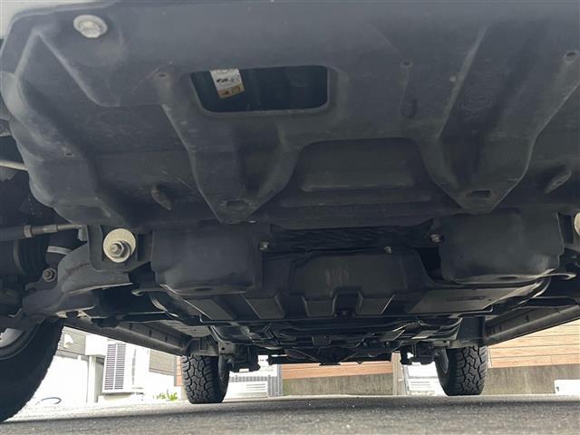 ハイエースバン スーパーＧＬ　５０ＴＨ　アニバーサリーリミテッド　ＡＬＰＩＮＥナビ　ＡＬＰＩＮＥツイーター　２ＷＡＹスピーカー　ＥＴＣ２．０　ドラレコ前後　ＧＰＳレーダー探知機　バックカメラ　ベットキット　ＶＩＰＥＲセキュリティ　ヒッチメンバー　ＨＤＭＩ入力端子（31枚目）