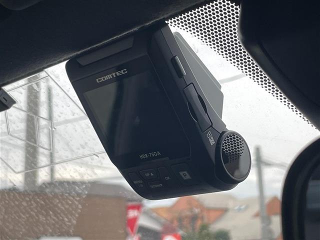 ハイエースバン スーパーＧＬ　５０ＴＨ　アニバーサリーリミテッド　ＡＬＰＩＮＥナビ　ＡＬＰＩＮＥツイーター　２ＷＡＹスピーカー　ＥＴＣ２．０　ドラレコ前後　ＧＰＳレーダー探知機　バックカメラ　ベットキット　ＶＩＰＥＲセキュリティ　ヒッチメンバー　ＨＤＭＩ入力端子（40枚目）