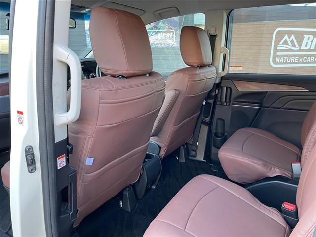 デリカD:5 リフトアップ ルーフラック シートカバー ブルバー オーバーフェンダー ブレーキホールド オートステップ 前後ドライブレコーダー 全方位カメラ ETC 運転席パワーシート 前席シートヒーター(9枚目)