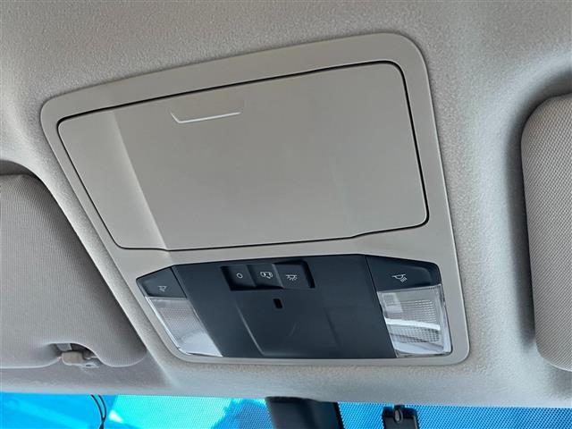 デリカD:5 リフトアップ ルーフラック シートカバー ブルバー オーバーフェンダー ブレーキホールド オートステップ 前後ドライブレコーダー 全方位カメラ ETC 運転席パワーシート 前席シートヒーター(23枚目)