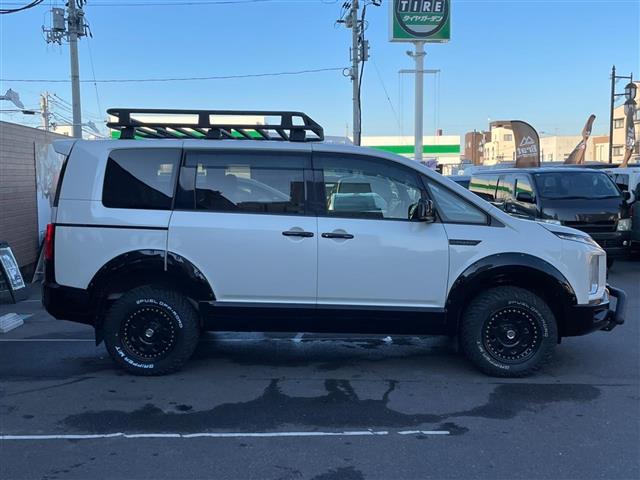 デリカD:5 リフトアップ ルーフラック シートカバー ブルバー オーバーフェンダー ブレーキホールド オートステップ 前後ドライブレコーダー 全方位カメラ ETC 運転席パワーシート 前席シートヒーター(35枚目)