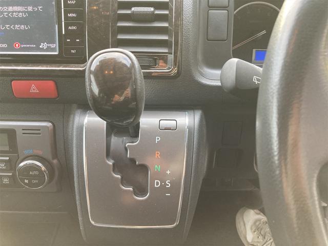 スーパーGL ダークプライムII/4WD/両側パワースライドドア/ETC/ドライブレコーダー/ナビ( Panasonic:CN-RA04WD)/Bluetooth/バックカメラ/衝突軽減システム(11枚目)