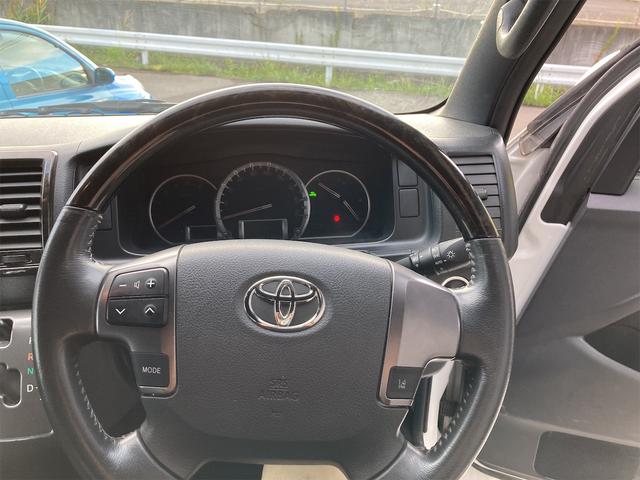 スーパーGL ダークプライムII/4WD/両側パワースライドドア/ETC/ドライブレコーダー/ナビ( Panasonic:CN-RA04WD)/Bluetooth/バックカメラ/衝突軽減システム(16枚目)
