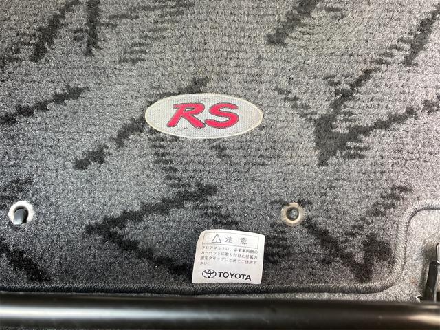 ヴィッツ ＲＳ　Ｄパッケージ　５速マニュアル　２ＷＤ　　社外アルミホイール　パワーステアリング　パワーウィンドウ　ＡＢＳ　エアバッグ（26枚目）