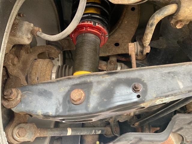 アルテッツァ 　６速マニュアル　２ＷＤ　パワーステアリング　パワーウィンドウ　エアバッグ　社外マフラー　ビルシュタイン車高調（46枚目）