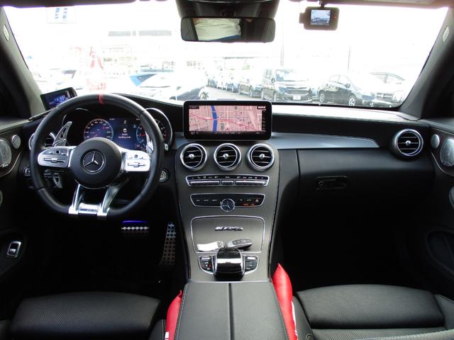 C43 4マチッククーペ 4WD ワンオーナー車 純正HDDナビ LED 衝突軽減ブレーキ レザーシート 純正19AW パノラミックスライディングルーフ ETC(3枚目)