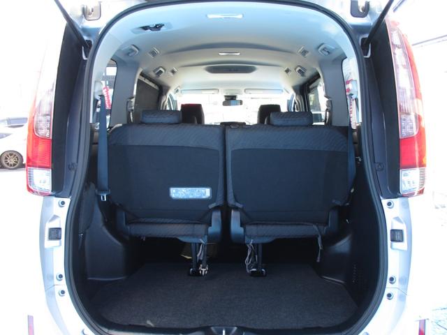 Xi 4WD ワンオーナー車 純正SDナビ LED 衝突軽減ブレーキ 左側パワースライドドア ETC(15枚目)