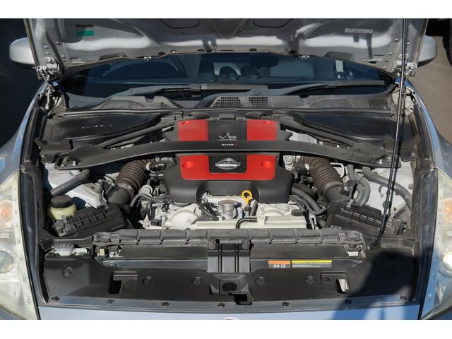 フェアレディＺ ベースグレード　６速マニュアル　純正メモリーナビ　ＨＩＤライト　ニスモタワーバー　インテリキー（34枚目）