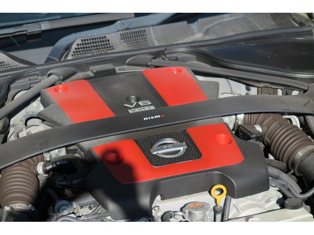 フェアレディＺ ベースグレード　６速マニュアル　純正メモリーナビ　ＨＩＤライト　ニスモタワーバー　インテリキー（36枚目）