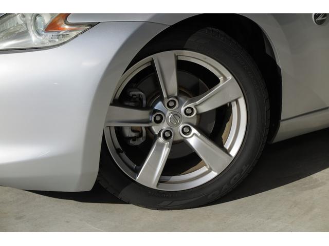 フェアレディＺ ベースグレード　６速マニュアル　純正メモリーナビ　ＨＩＤライト　ニスモタワーバー　インテリキー（39枚目）