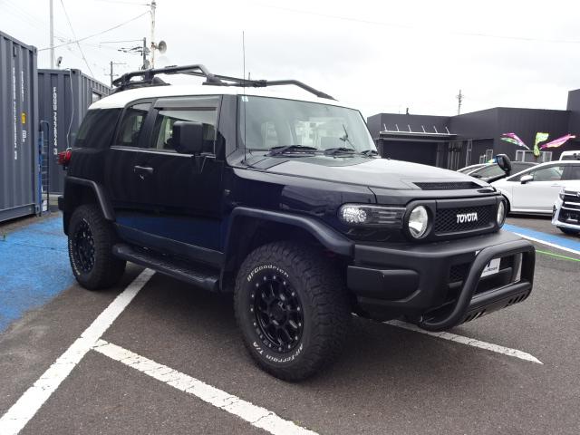 ＦＪクルーザー カラーパッケージ　４ＷＤ　ドライブレコーダー前後　クルーズコントロール　ステアリングリモコン　フロント熱線　パーキングソナー　横滑り防止（11枚目）
