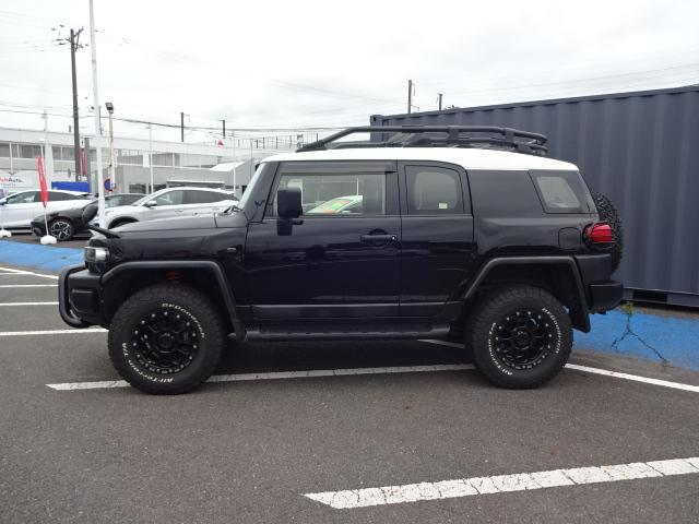 ＦＪクルーザー カラーパッケージ　４ＷＤ　ドライブレコーダー前後　クルーズコントロール　ステアリングリモコン　フロント熱線　パーキングソナー　横滑り防止（13枚目）