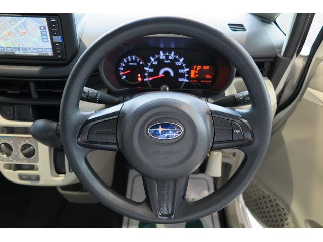 ステラ Ｌ　スマートアシスト　運転席シートヒーター　リアソナー　オートハイビーム　キーレス　アイドリングストップ　衝突被害軽減ブレーキ　エアコン　バックカメラ　横滑り防止装置（9枚目）