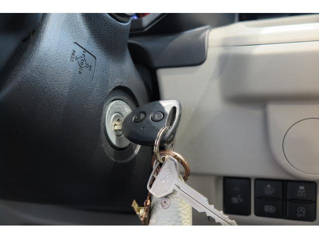 ステラ Ｌ　スマートアシスト　運転席シートヒーター　リアソナー　オートハイビーム　キーレス　アイドリングストップ　衝突被害軽減ブレーキ　エアコン　バックカメラ　横滑り防止装置（14枚目）