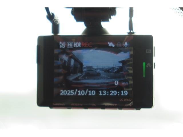 ＮＸ ＮＸ３００　Ｆスポーツ　ヒーテッドドアミラー　アイドリングストップ　オートホールド　パワーリアゲート　シートヒーター＆クーラー　ステアリングヒーター　レーンキープ　オートライトフォグ　オートハイビーム　ドラレコ前後　イモビ（12枚目）