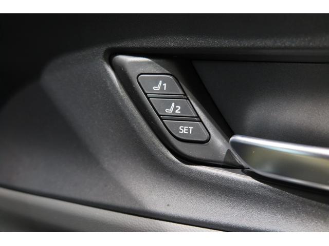 プリウス Ｚ　４ＷＤドライレコ前後　ステアリングヒーター　シートヒーター＆クーラー　ヒーテッドドアミラー　パワーバックドア　アラウンドビューモニター　オートハイビーム　レーンキープ　プッシュスタート　ＦＲソナー（23枚目）
