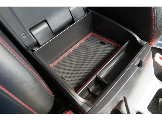 ハイラックス Ｚ　ＧＲスポーツ　アラウンドビューモニター　ステアリングリモコン　サイドステップ　レーンキープ　クルーズコントロール　ヒーテッドドアミラー　オートライトフォグ　プッシュスタート　デジタルインナーミラー　ドラレコ（30枚目）