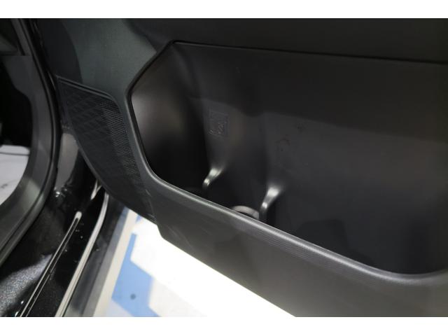 ロッキー Ｘ　衝突被害軽減ブレーキ　アイドリングストップ　オートハイビーム　オートライト　プッシュスタート　フロント・リアソナー　レーンキープ　ドラレコ　バックカメラ　オートエアコン　イモビライザー　ＥＴＣ（32枚目）