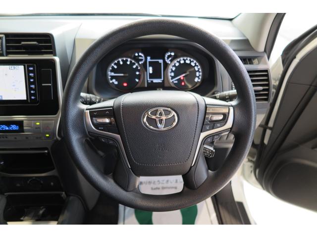 ランドクルーザープラド ＴＸ　ワンオーナー　クルーズコントロール　ヘッドライトウォッシャー　ＦＲパーキングソナー　プッシュスタート　レーンキープ　オートライトフォグ　ステアリングリモコン　衝突被害軽減ブレーキ　バックカメラ（4枚目）