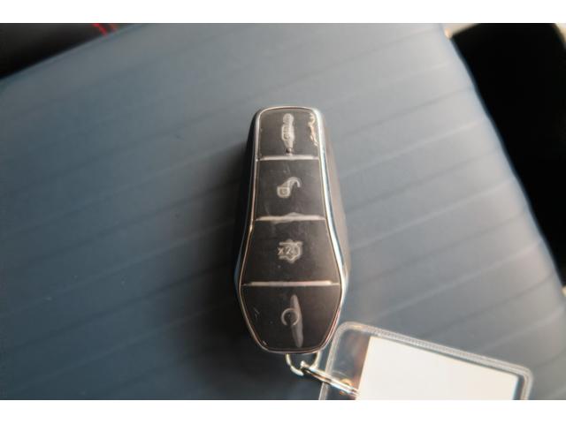 ＡＴＴＯ　３ ベースグレード　ＬＥＤライト　パノラマサンルーフ　旋回タッチスクリーン　パワーシート　アダプティブクルーズコントロール　前席シートヒーター　アラウンドビューモニター　ブラインドスポットモニター（4枚目）