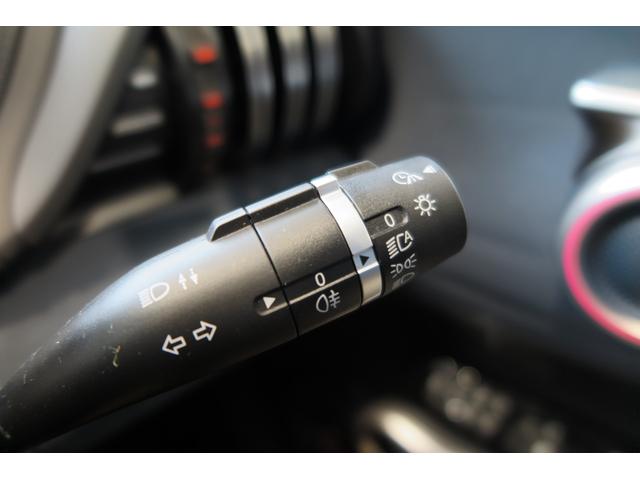 ＡＴＴＯ　３ ベースグレード　ＬＥＤライト　パノラマサンルーフ　旋回タッチスクリーン　パワーシート　アダプティブクルーズコントロール　前席シートヒーター　アラウンドビューモニター　ブラインドスポットモニター（8枚目）