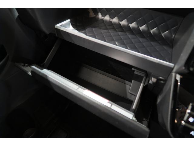 タント カスタムＸスタイルセレクション　ステアリングリモコン　ロングスライドシート　ＦＲパーキングソナー　アイドリングストップ　プッシュスタート　衝突被害軽減ブレーキ　ドラレコ　アラウンドビューモニター　両側パワースライドドア　レーンキープ（10枚目）