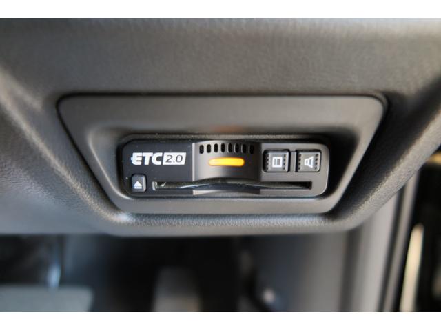 ステップワゴンスパーダ ｅ：ＨＥＶスパーダ　Ｇ・ＥＸ　ホンダセンシング　ＥＴＣ２．０　衝突被害軽減ブレーキ　レーンキープ　アダプティブクルーズコントロール　前席シートヒーター　ヒーテッドドアミラー　ブレーキホールド　ＬＥＤオートライトフォグ　バックカメラ　両側パワスラ（11枚目）