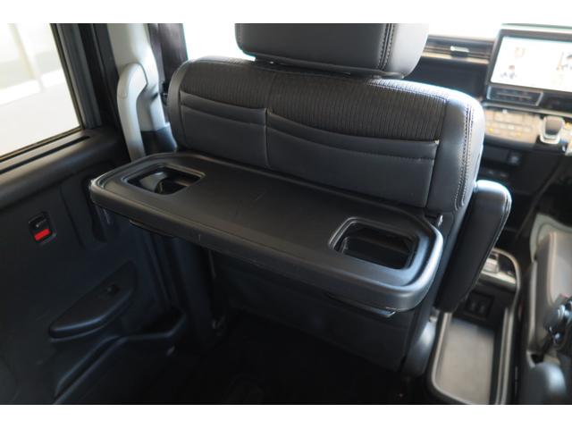 ステップワゴンスパーダ ｅ：ＨＥＶスパーダ　Ｇ・ＥＸ　ホンダセンシング　ＥＴＣ２．０　衝突被害軽減ブレーキ　レーンキープ　アダプティブクルーズコントロール　前席シートヒーター　ヒーテッドドアミラー　ブレーキホールド　ＬＥＤオートライトフォグ　バックカメラ　両側パワスラ（32枚目）