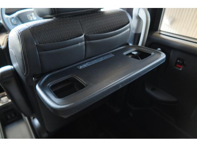 ステップワゴンスパーダ ｅ：ＨＥＶスパーダ　Ｇ・ＥＸ　ホンダセンシング　ＥＴＣ２．０　衝突被害軽減ブレーキ　レーンキープ　アダプティブクルーズコントロール　前席シートヒーター　ヒーテッドドアミラー　ブレーキホールド　ＬＥＤオートライトフォグ　バックカメラ　両側パワスラ（51枚目）