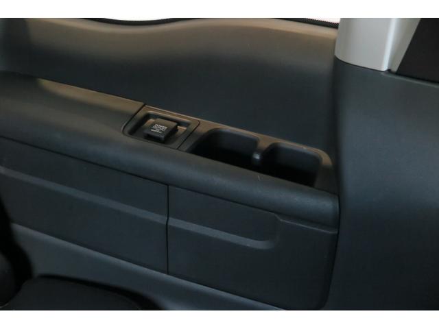 ステップワゴンスパーダ ｅ：ＨＥＶスパーダ　Ｇ・ＥＸ　ホンダセンシング　ＥＴＣ２．０　衝突被害軽減ブレーキ　レーンキープ　アダプティブクルーズコントロール　前席シートヒーター　ヒーテッドドアミラー　ブレーキホールド　ＬＥＤオートライトフォグ　バックカメラ　両側パワスラ（53枚目）