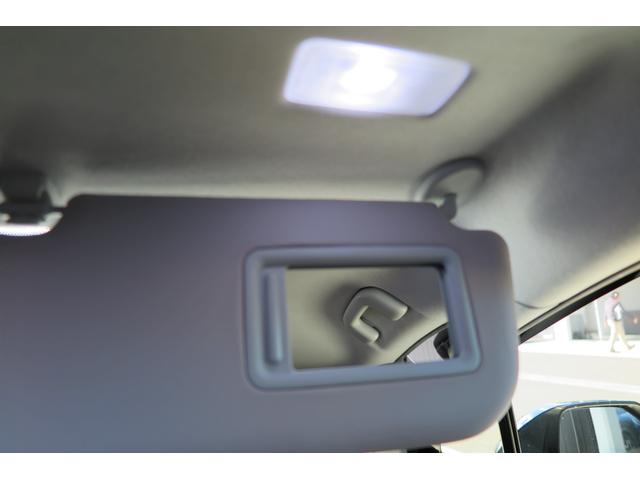 プリウス Ａ　パーキングアシスト　ＦＲソナー　プッシュスタート　ＬＥＤオートライトハイビーム＆フォグ　クルーズコントロール　オートワイパー　ブラインドスポットモニター　ステアリングリモコン　ヘッドアップディスプレイ（3枚目）