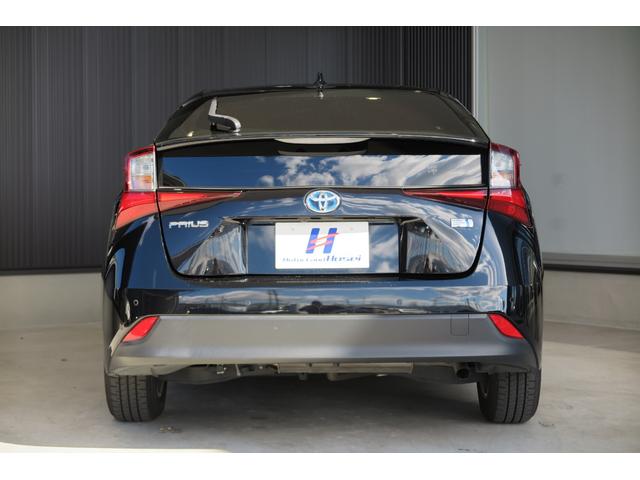 プリウス Ａ　パーキングアシスト　ＦＲソナー　プッシュスタート　ＬＥＤオートライトハイビーム＆フォグ　クルーズコントロール　オートワイパー　ブラインドスポットモニター　ステアリングリモコン　ヘッドアップディスプレイ（16枚目）