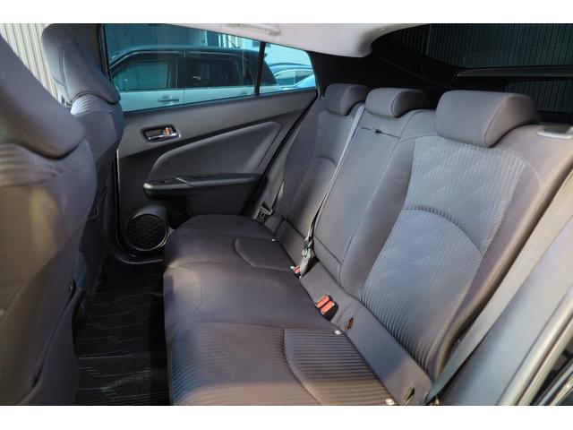 プリウス Ａ　パーキングアシスト　ＦＲソナー　プッシュスタート　ＬＥＤオートライトハイビーム＆フォグ　クルーズコントロール　オートワイパー　ブラインドスポットモニター　ステアリングリモコン　ヘッドアップディスプレイ（57枚目）