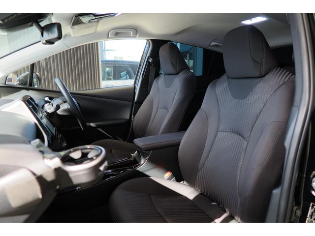 プリウス Ａ　パーキングアシスト　ＦＲソナー　プッシュスタート　ＬＥＤオートライトハイビーム＆フォグ　クルーズコントロール　オートワイパー　ブラインドスポットモニター　ステアリングリモコン　ヘッドアップディスプレイ（63枚目）