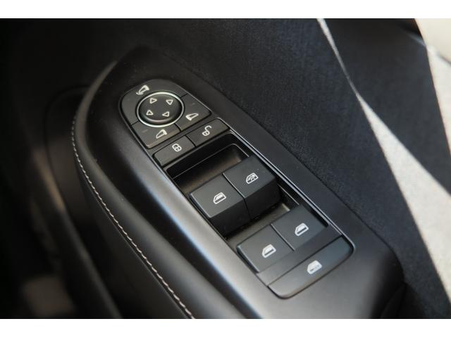 ドルフィン ベースライン　アダプティブクルーズコントロール　レーンキープ　衝突被害軽減ブレーキ　前席シートヒーター　運転席パワーシート　ＬＥＤライト（18枚目）