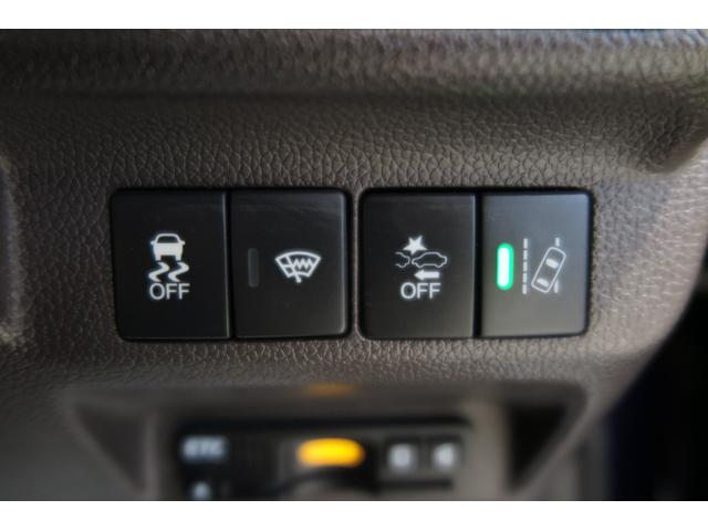 フリードハイブリッド ハイブリッド・Ｇホンダセンシング　木目調パネル　ヒーテッドドアミラー　ステアリモコン　ＬＥＤオートライト　プッシュスタート　ＴＶジャンパー　ホンダセンシング　レーンキープ　ＬＫＡＳ　アダプティブクルーズコントロール　ＥＣＯＮ（19枚目）