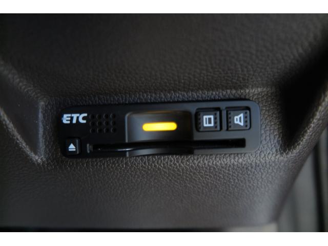 フリードハイブリッド ハイブリッド・Ｇホンダセンシング　木目調パネル　ヒーテッドドアミラー　ステアリモコン　ＬＥＤオートライト　プッシュスタート　ＴＶジャンパー　ホンダセンシング　レーンキープ　ＬＫＡＳ　アダプティブクルーズコントロール　ＥＣＯＮ（20枚目）