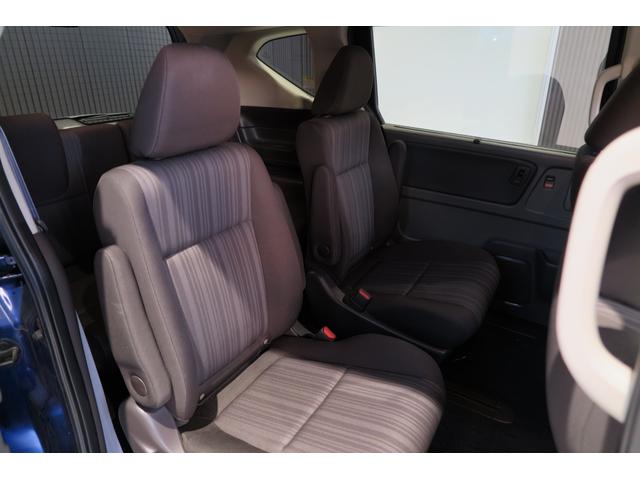 フリードハイブリッド ハイブリッド・Ｇホンダセンシング　木目調パネル　ヒーテッドドアミラー　ステアリモコン　ＬＥＤオートライト　プッシュスタート　ＴＶジャンパー　ホンダセンシング　レーンキープ　ＬＫＡＳ　アダプティブクルーズコントロール　ＥＣＯＮ（45枚目）