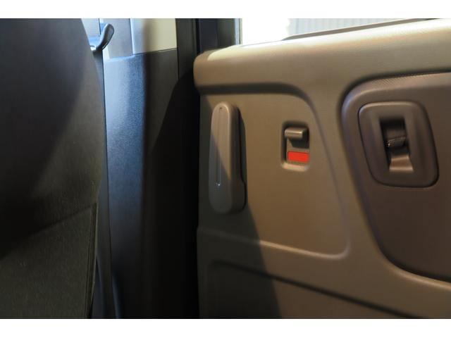 フリードハイブリッド ハイブリッド・Ｇホンダセンシング　木目調パネル　ヒーテッドドアミラー　ステアリモコン　ＬＥＤオートライト　プッシュスタート　ＴＶジャンパー　ホンダセンシング　レーンキープ　ＬＫＡＳ　アダプティブクルーズコントロール　ＥＣＯＮ（46枚目）