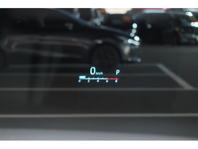 クラウンハイブリッド ＲＳアドバンス　アラウンドビューモニター　ＨＵＤ　ブラインドスポットモニター　ブレーキホールド　ＭＴモード　シートヒーター＆クーラー　ステアリングヒーター　ＬＥＤオートライト＆ハイビームフォグ　ＥＶモード（7枚目）