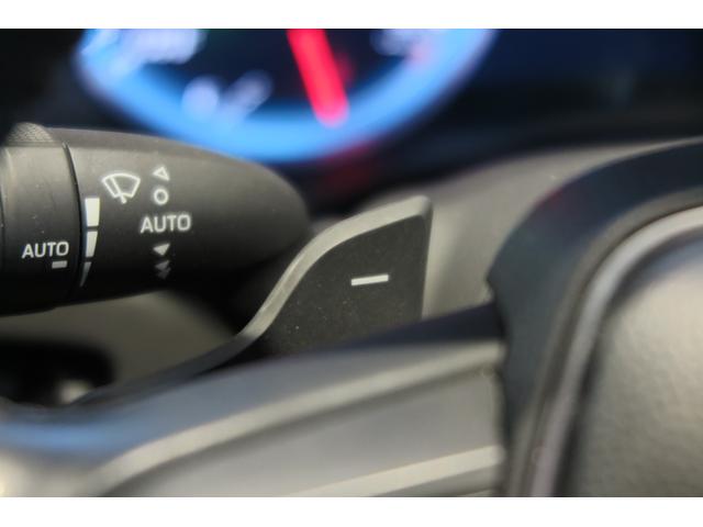 クラウンハイブリッド ＲＳアドバンス　アラウンドビューモニター　ＨＵＤ　ブラインドスポットモニター　ブレーキホールド　ＭＴモード　シートヒーター＆クーラー　ステアリングヒーター　ＬＥＤオートライト＆ハイビームフォグ　ＥＶモード（14枚目）